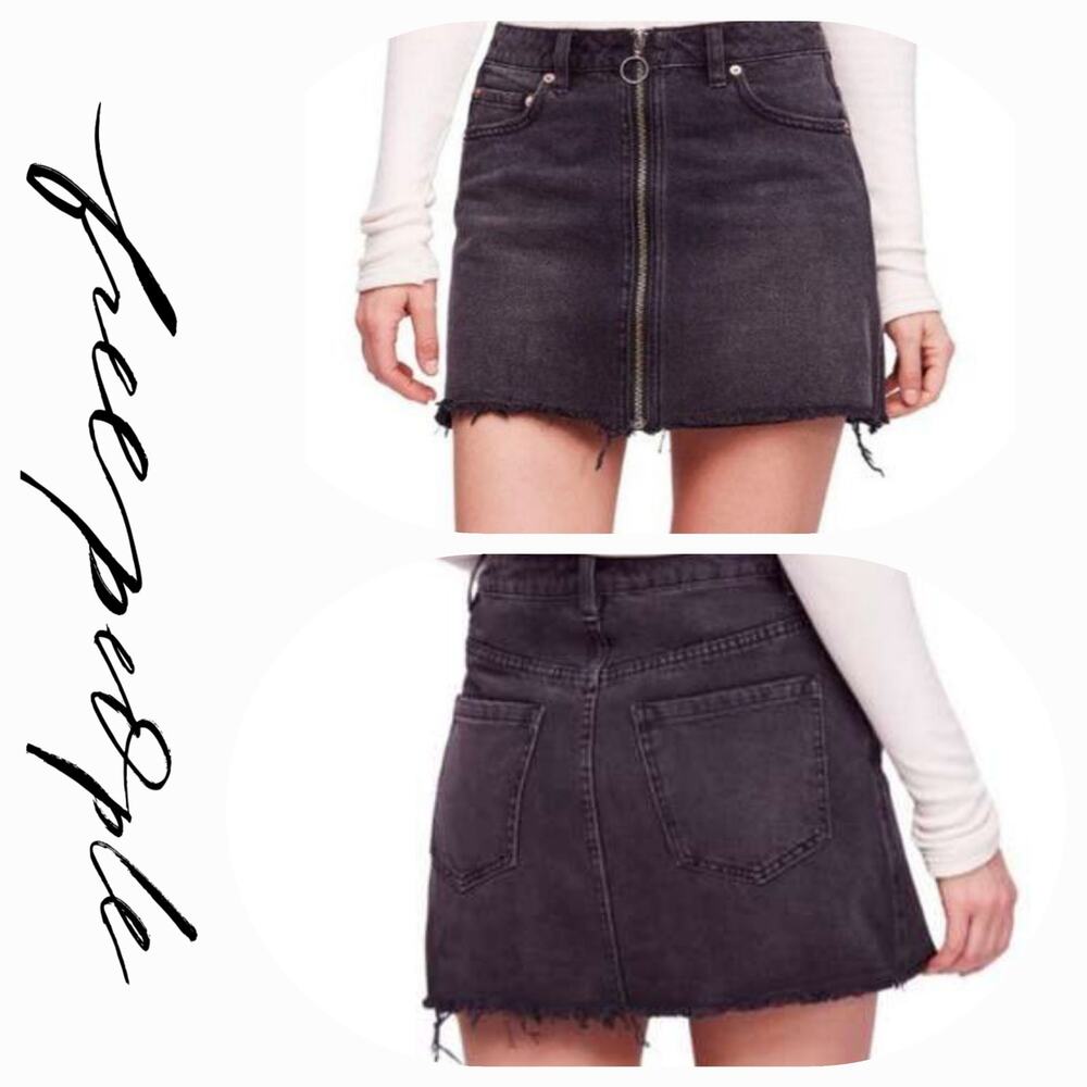 EUC Free People We the Free Distressed Mini Zip It Up Skirt‎ Sz. 4 Washed Black